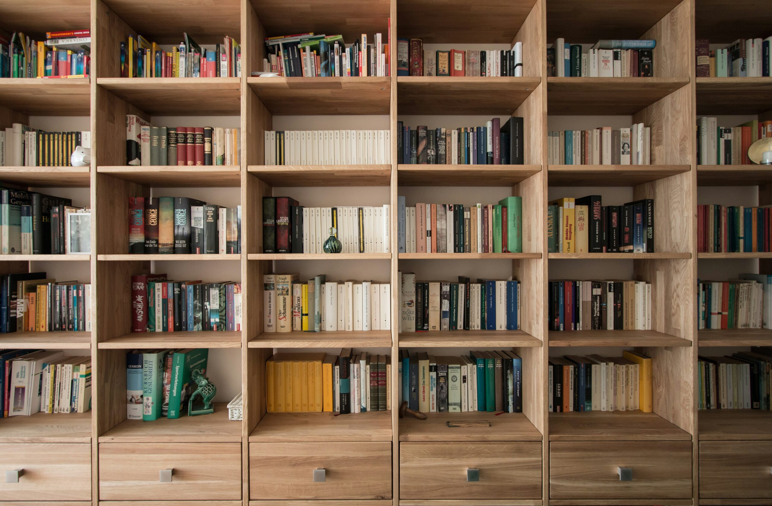 Modular bespoke bookshelf ideas fro Top Shelf UK
